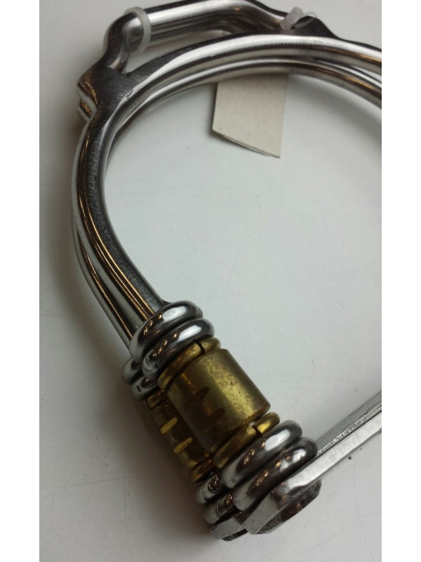 ESTRIBO APRATO RETO INOX COM ROLETE